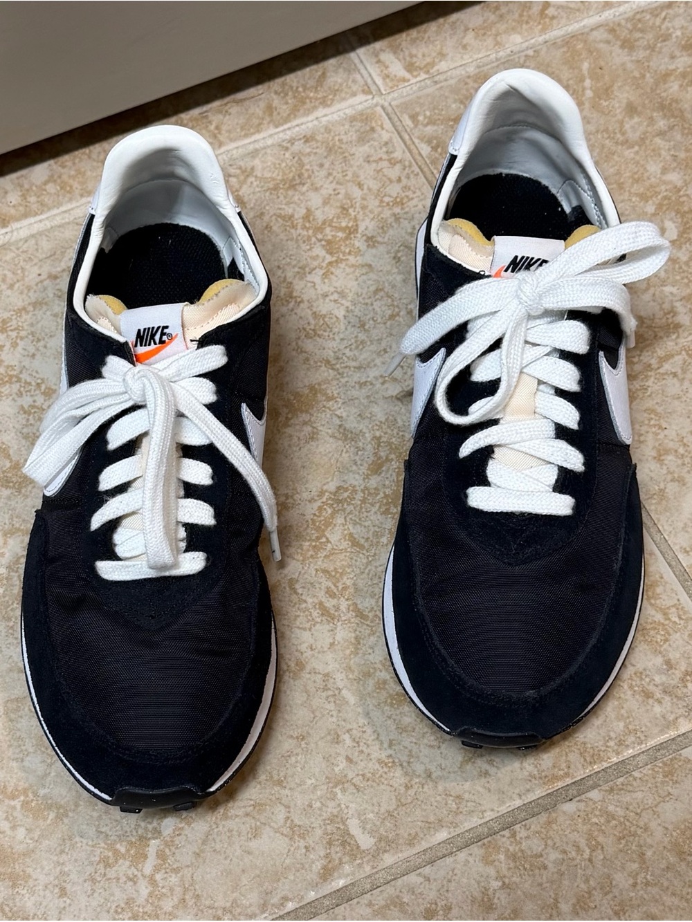 Nike Waffle Trainer 2 sneakers Black & White Low-Top Sneakers boys/girls